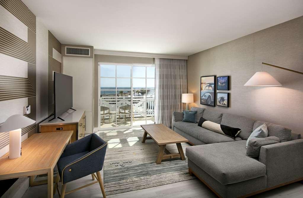 Inn At The Pier Pismo Beach, Curio Collection By Hilton Quarto foto